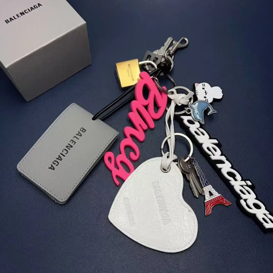 Balenciaga발렌시아가 키홀더